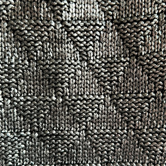 Romeo + Juliet Couture silver/black metallic sweater dress, size M - Picture 9 of 9